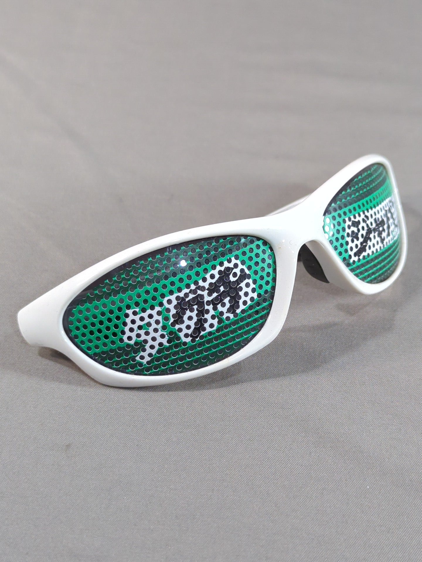 Taguchi Japan Support Sunglasses (Green)
