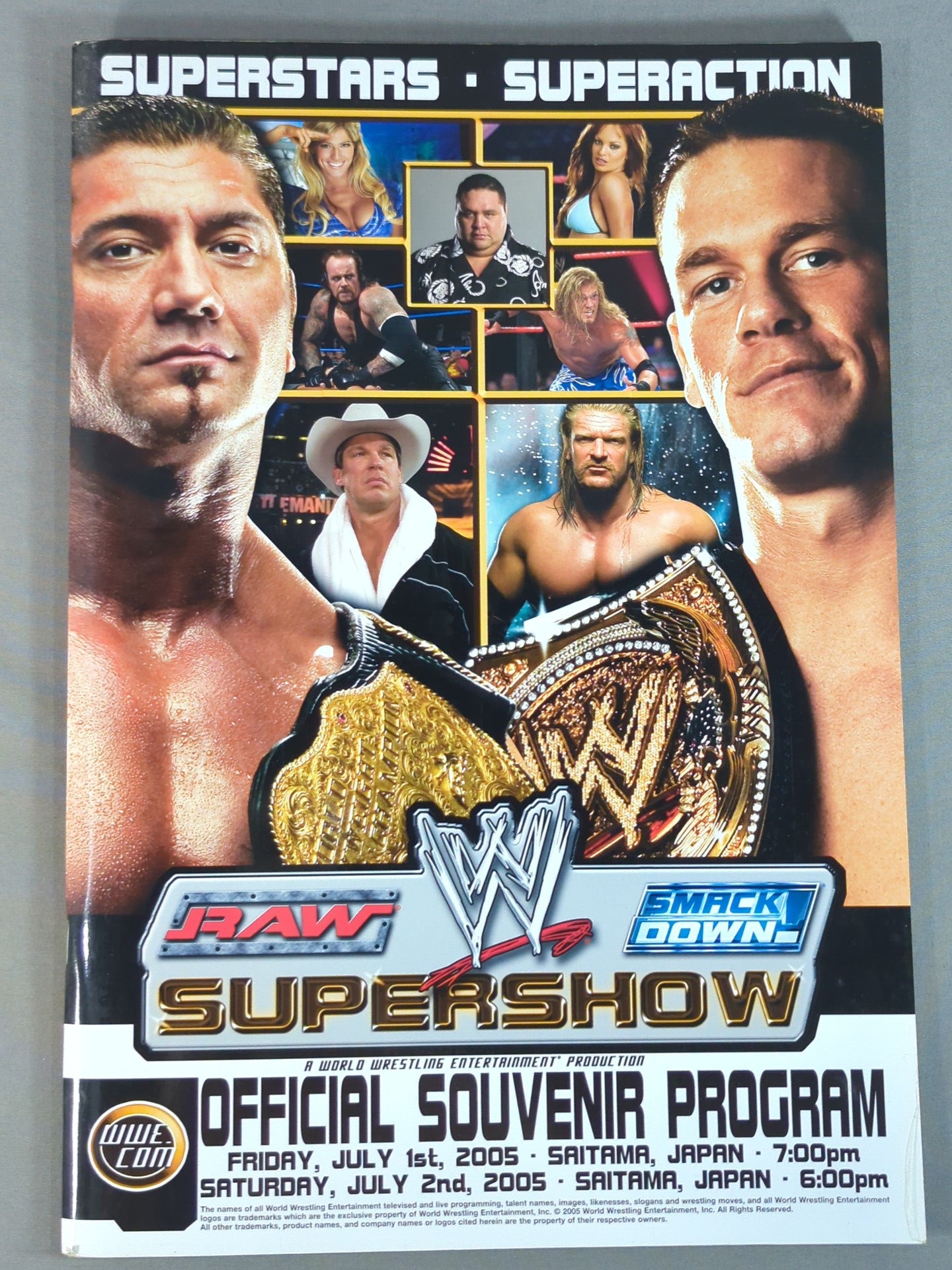 WWE SUPERSHOW OFFICIAL SOUVENIR PROGRAM 2005