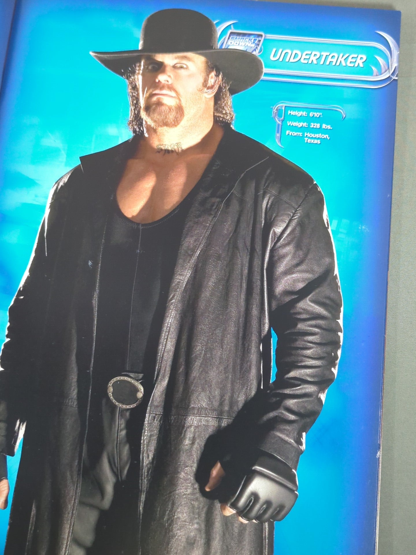 WWE SUPERSHOW OFFICIAL SOUVENIR PROGRAM 2005