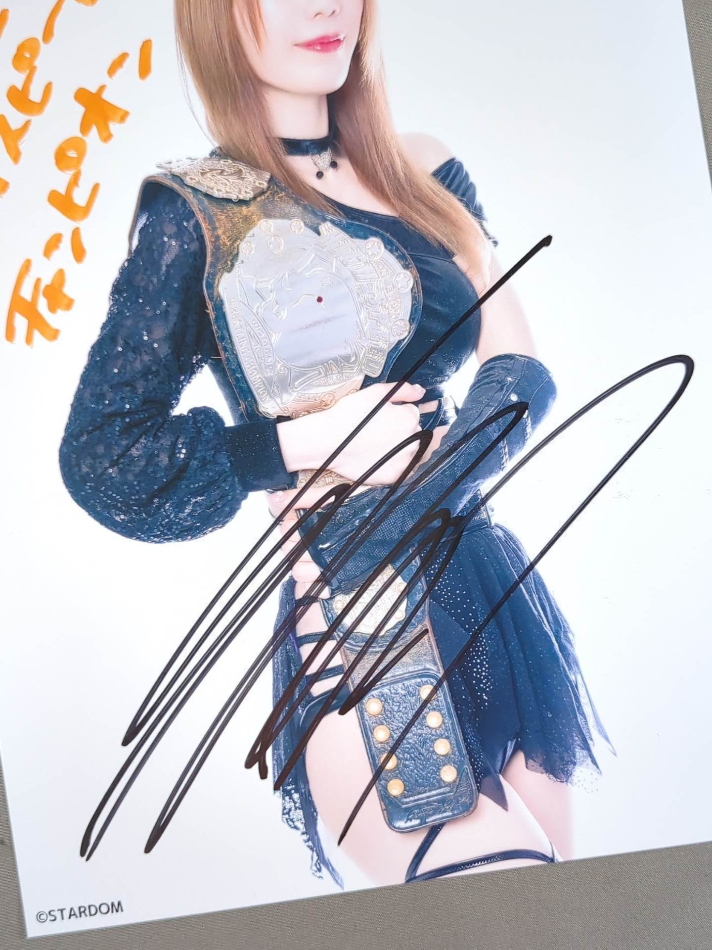 鹿島沙希 直筆サイン入り スターダムポートレート(H-9)