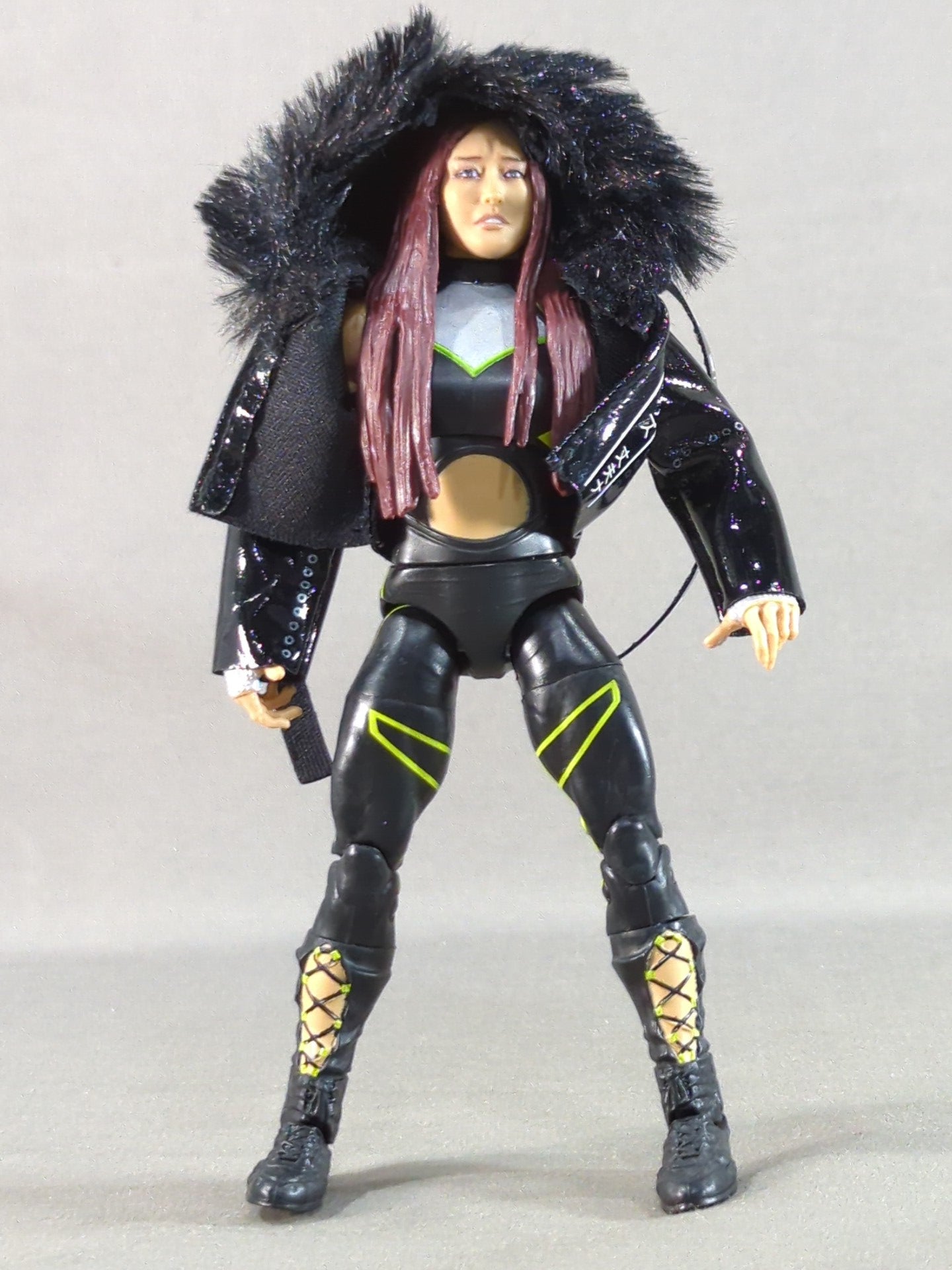 マテル社版　WWEプロレスフィギュア　イヨスカイ　 初期　紫雷イオSHIRAI マテル社版 WWEプロレスフィギュア イヨスカイ 初期 紫雷イオ