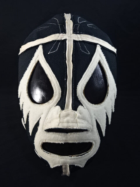 Mil Mascaras