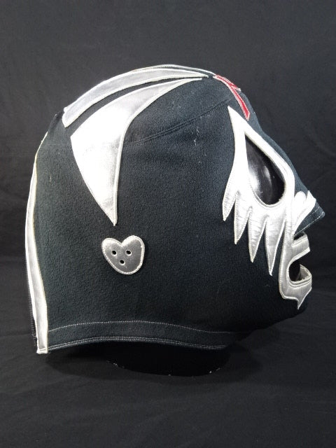 Mil Mascaras