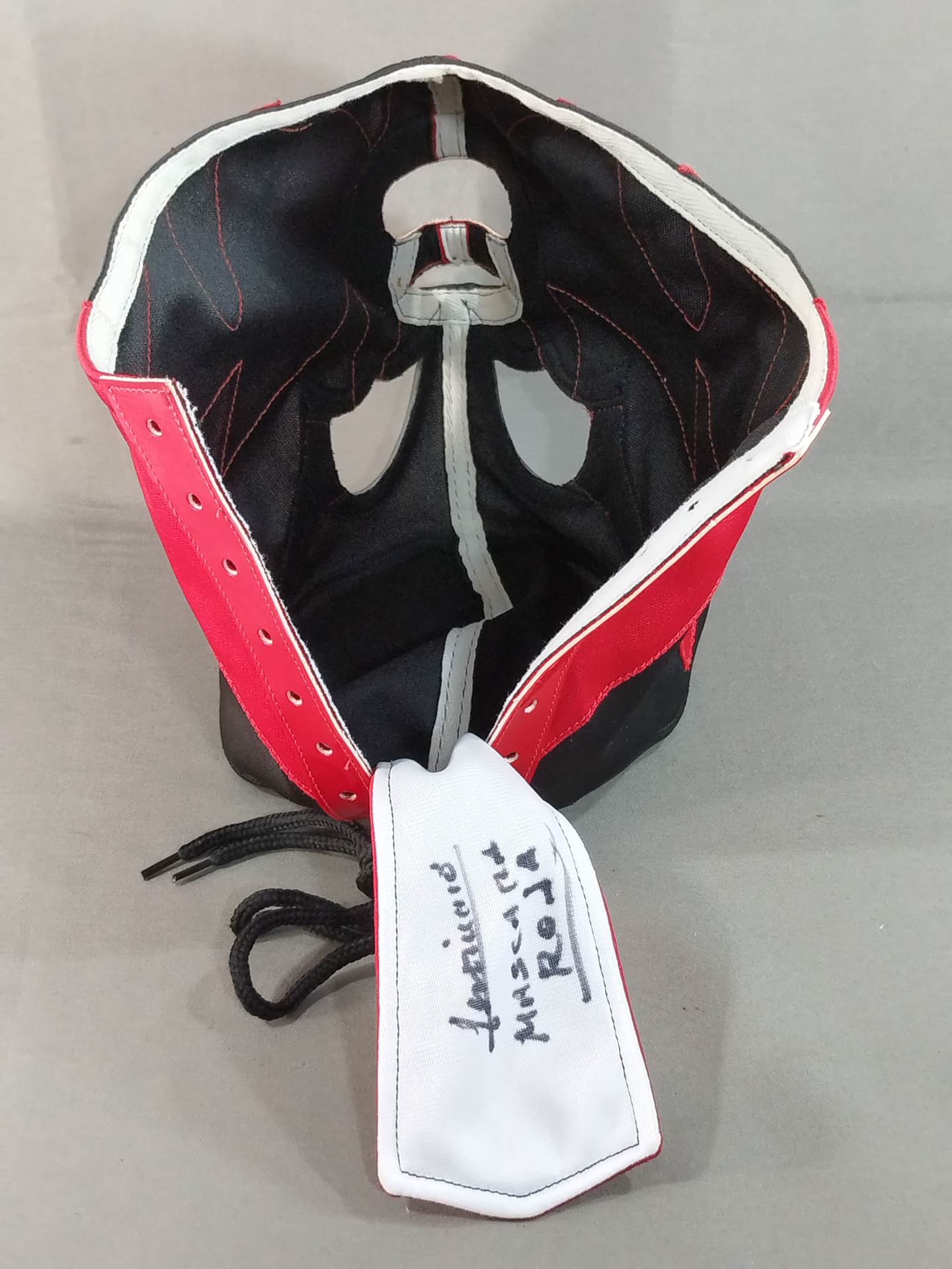 Mascara Roja
