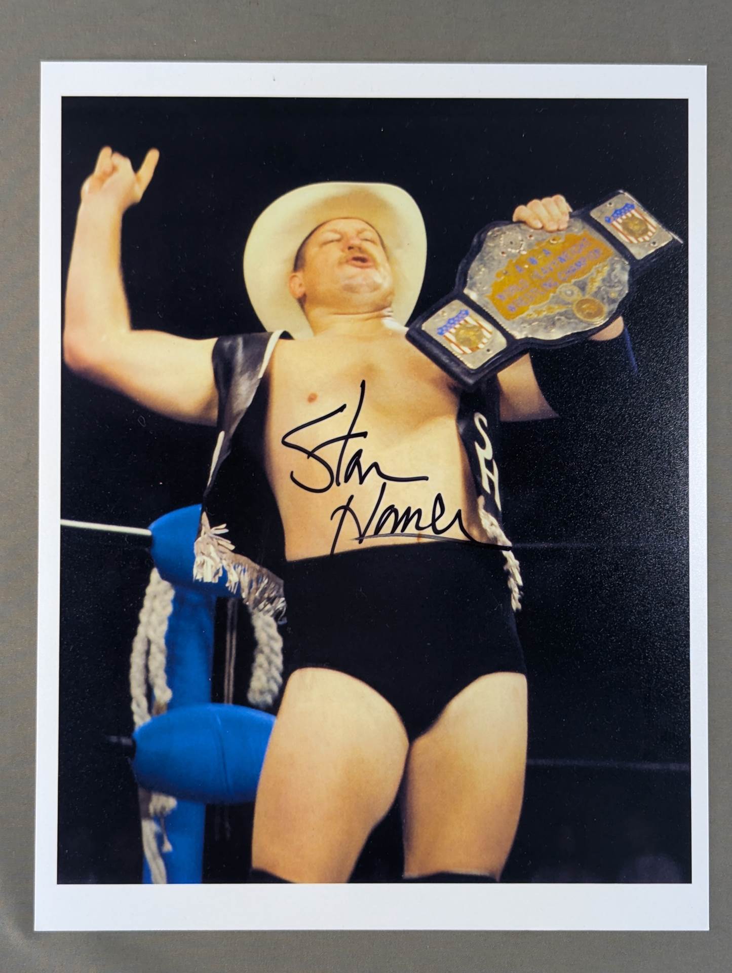 スタン・ハンセン直筆サイン入りフィギュア
