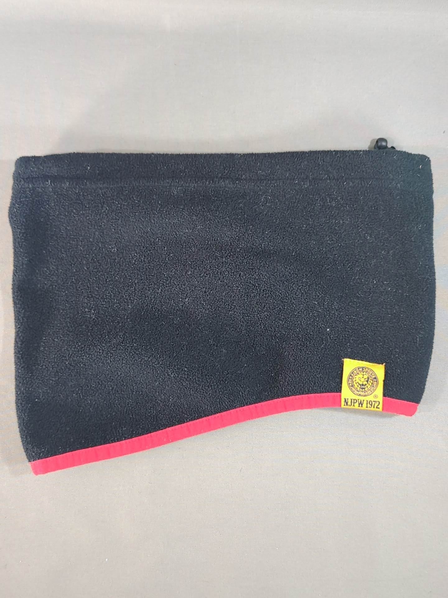 【New Japan Pro Wrestling × Shimamura】Lion Mark Neck Warmer