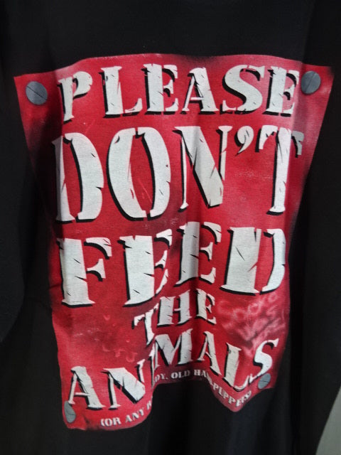 Mankind PLEASE DON'T FEED THE ANIMALS picture T-shirt