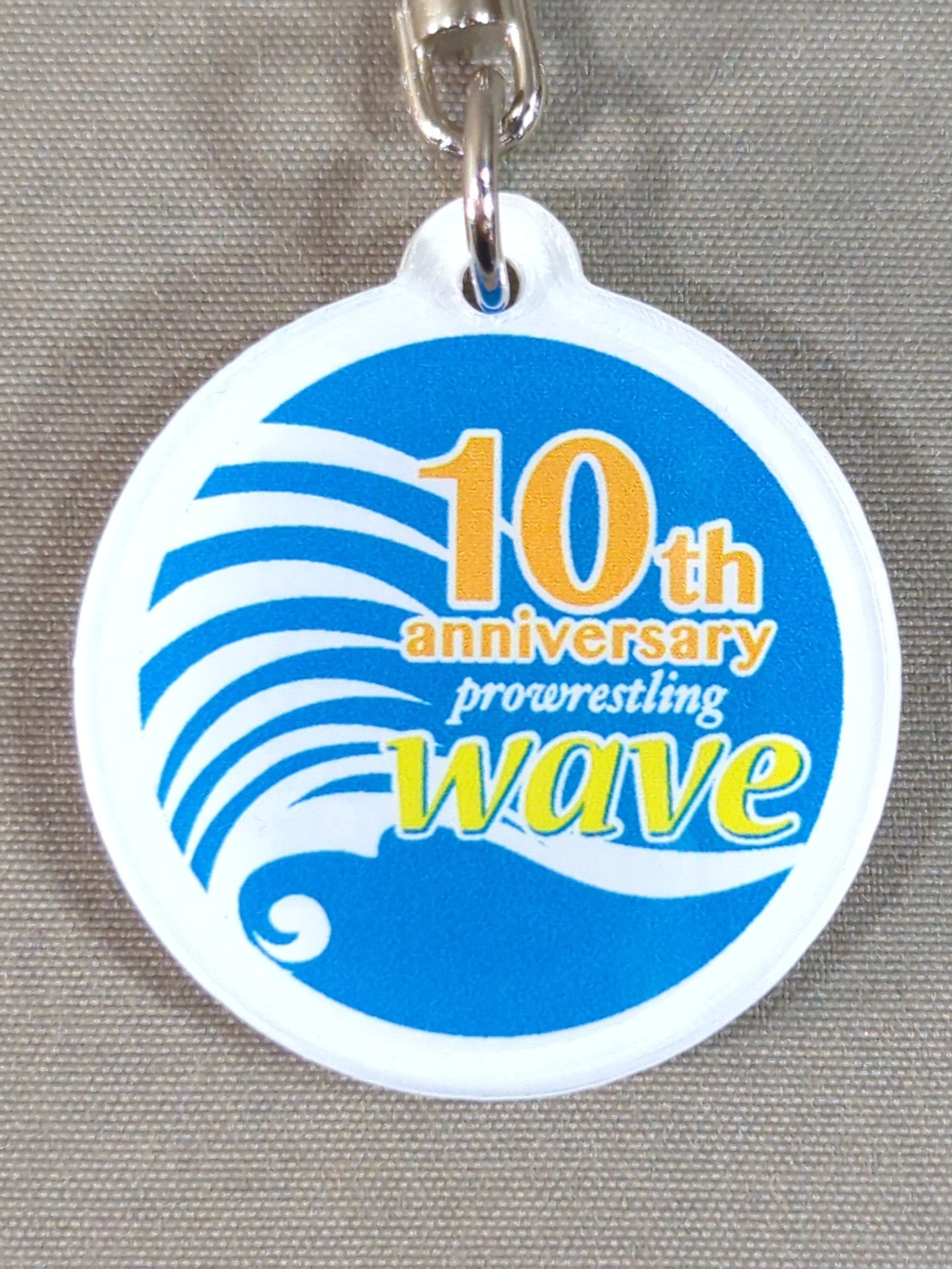 プロレスリングWAVE「10th anniversary」アクリルキーホルダー