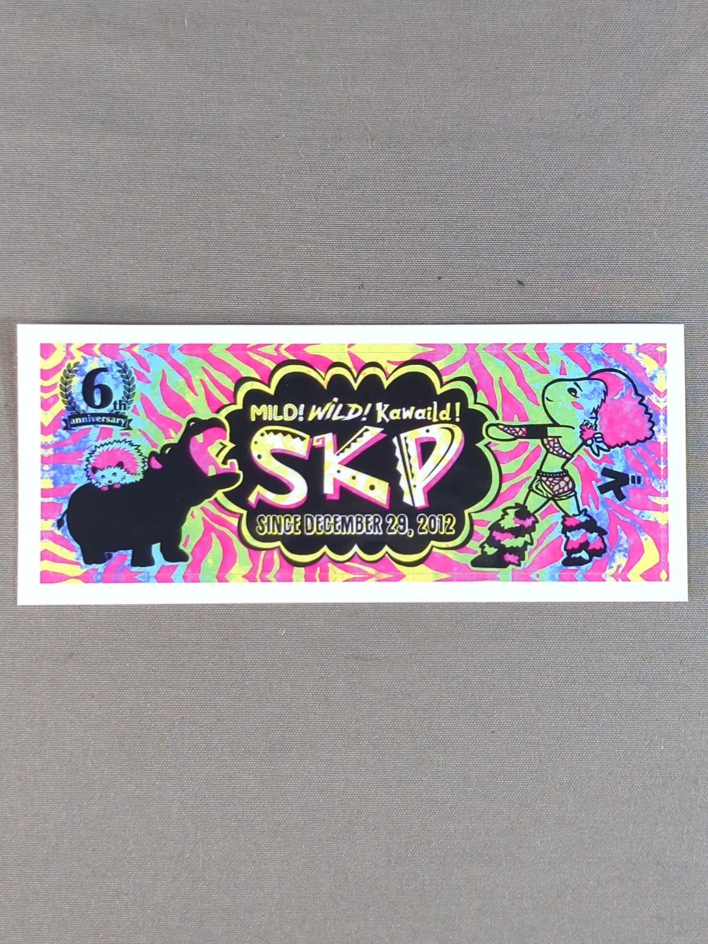 SAKI「SKP」ステッカー