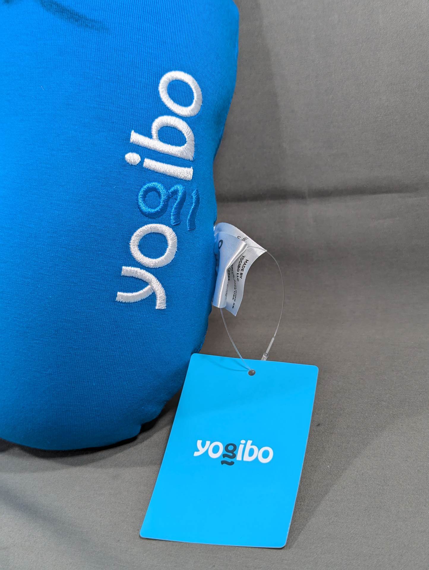 【Emperor hand signed autograph 】Yogibo x RIZIN Original Neck Pillow