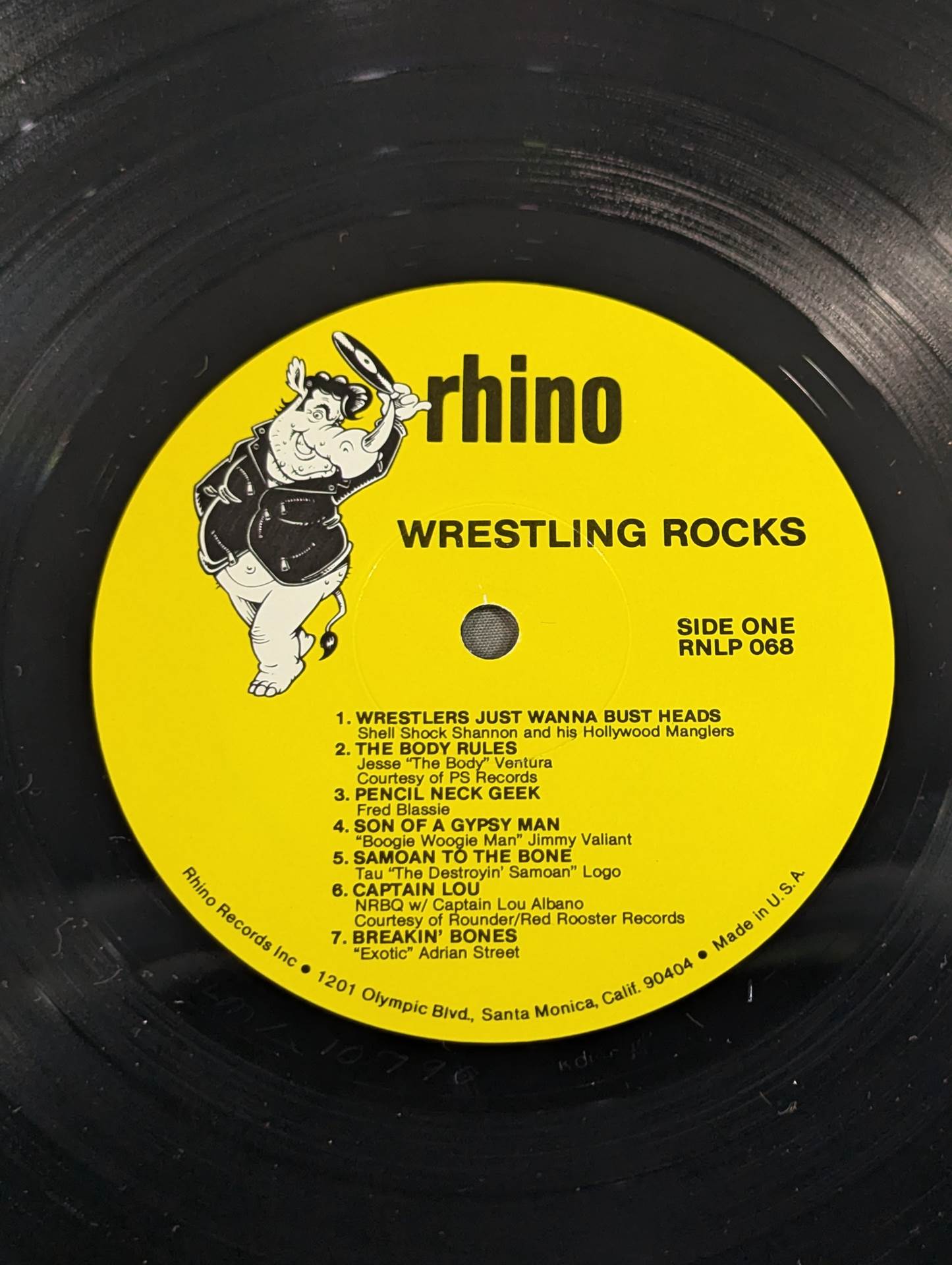 WRESTLING ROCKS