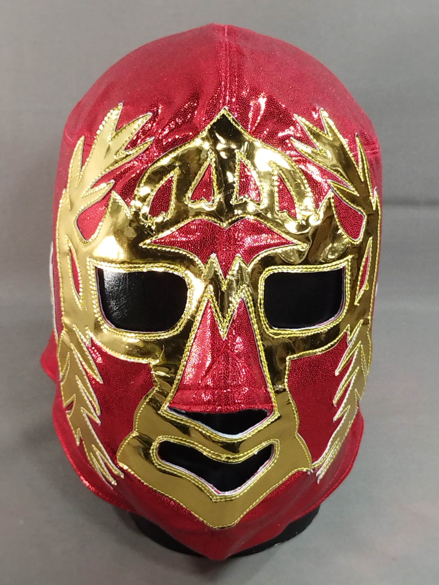 Mil Mascaras