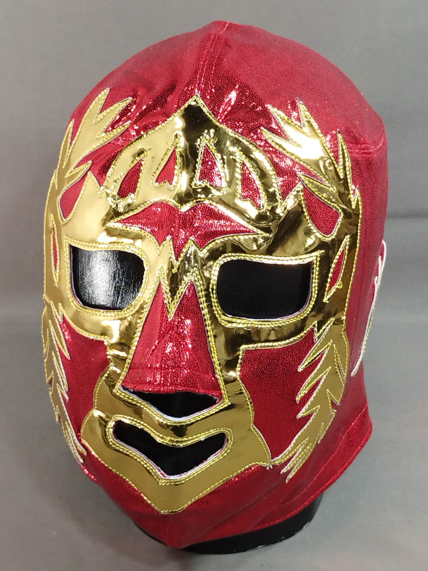 Mil Mascaras