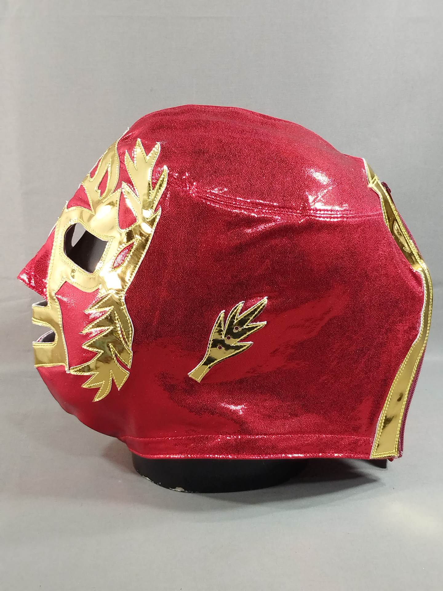 Mil Mascaras
