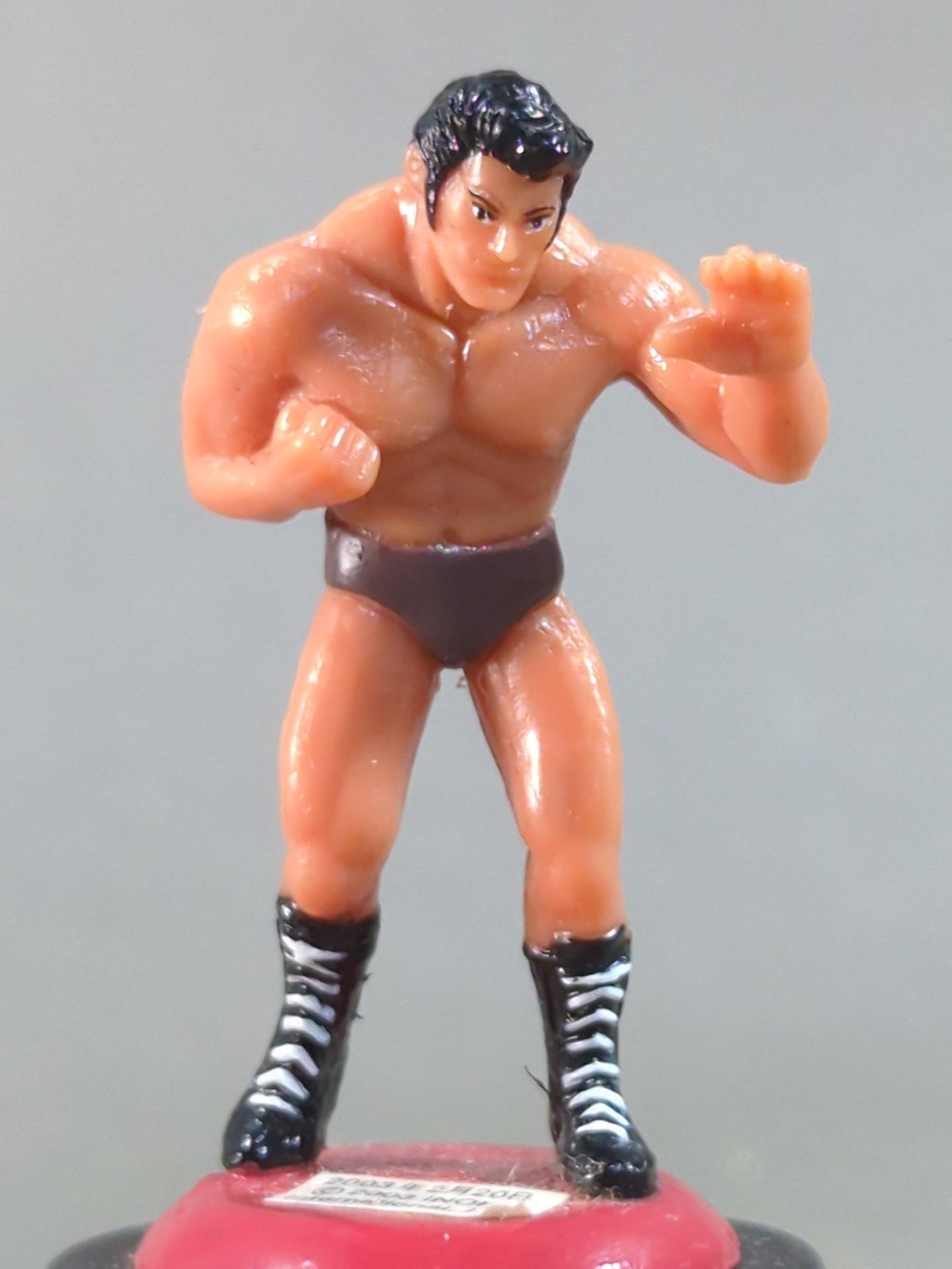 Antonio Inoki Bottle Cap Figure Keychain