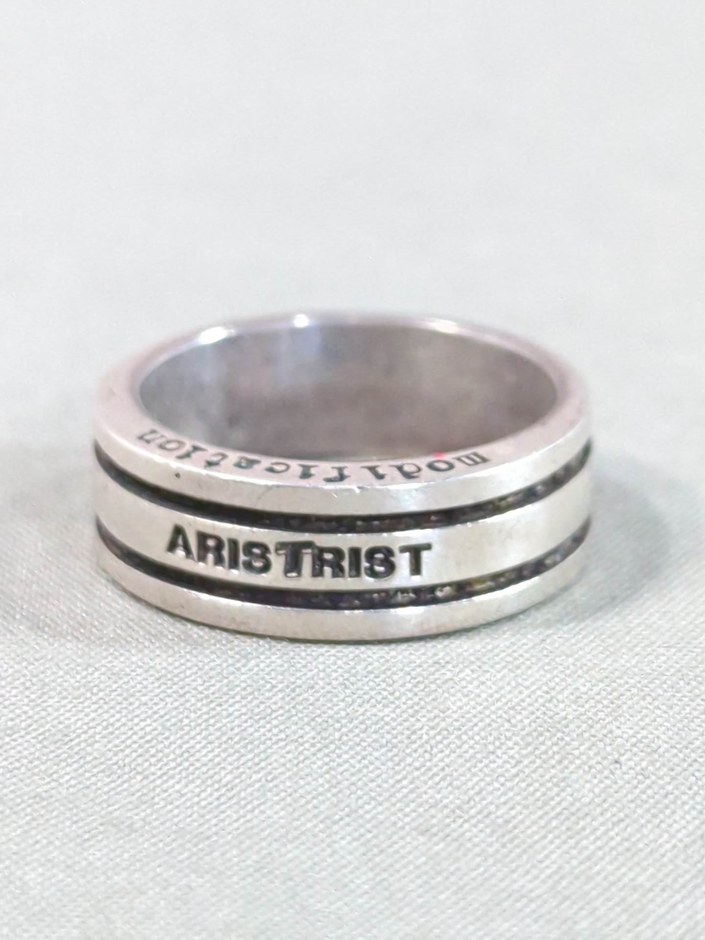 ★ ★ ARISTRIST RING