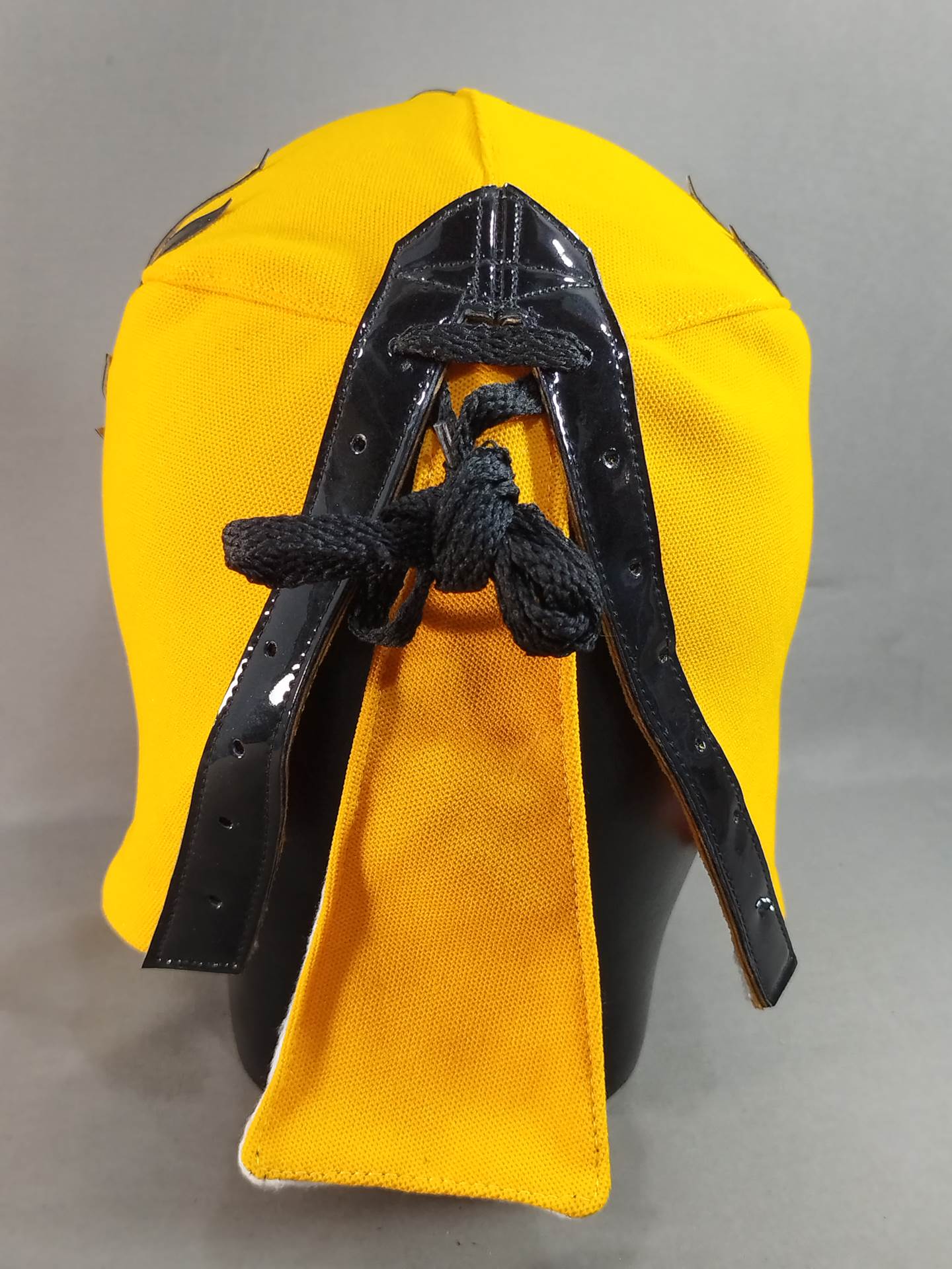 Mil Mascaras