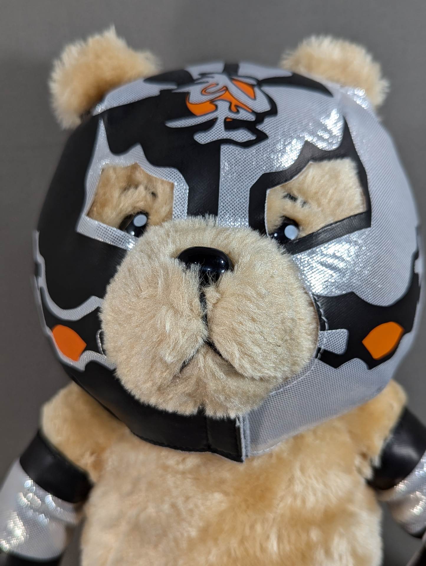 BUSHI "Mane Bear"