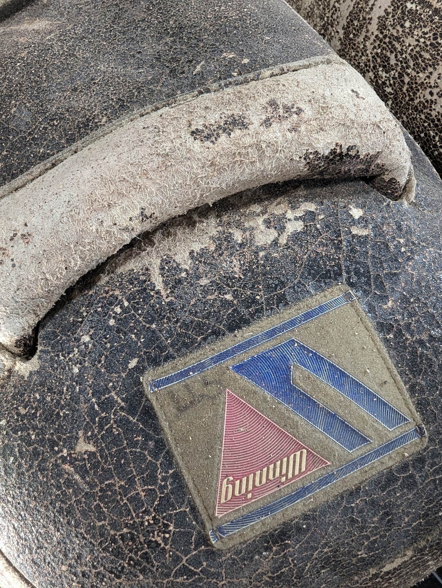 ★80's Vintage ★ Winning Kick Mitt