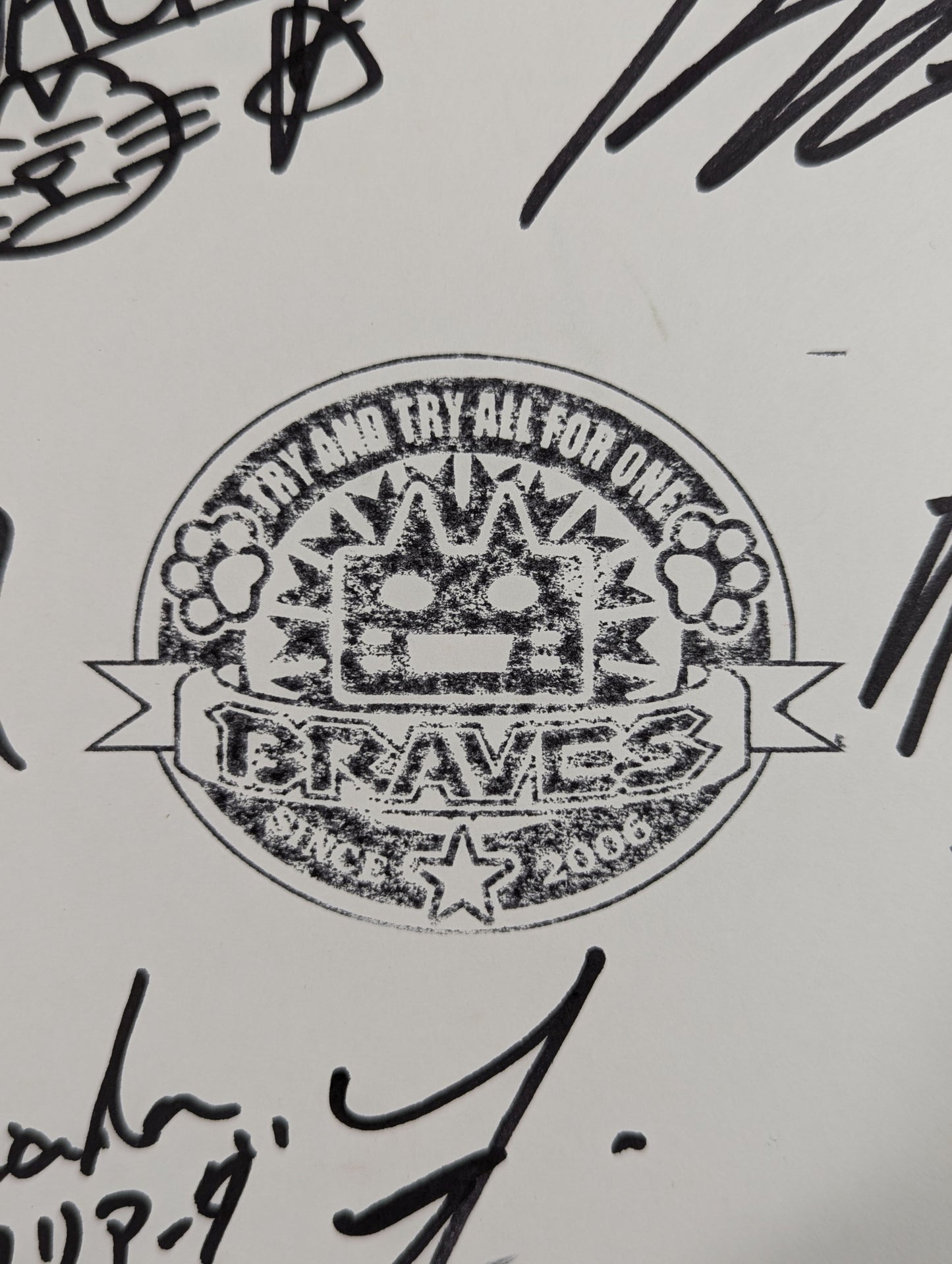 ★BRAVES★ 8選手寄せ書き
