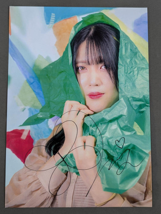 Yotsuba Miya hand signed autograph  Pro-Photo (A-1)