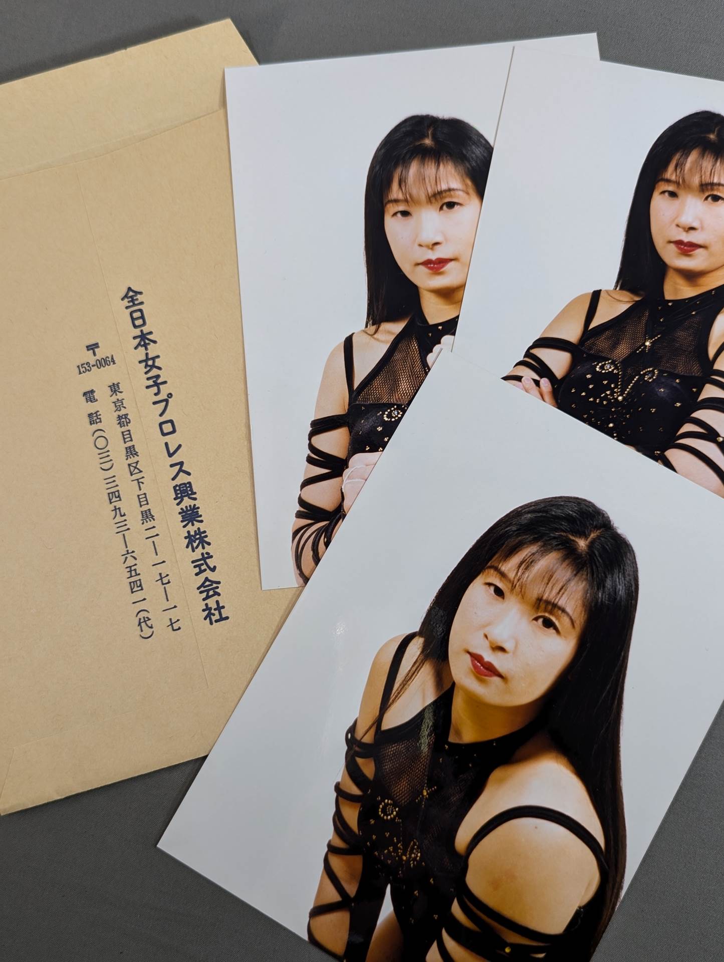 最終値下げ　プロレス　豊田真奈美 写真集　B-Bomb 最終値下げ プロレス 豊田真奈美 写真集 B-Bomb - メルカリ