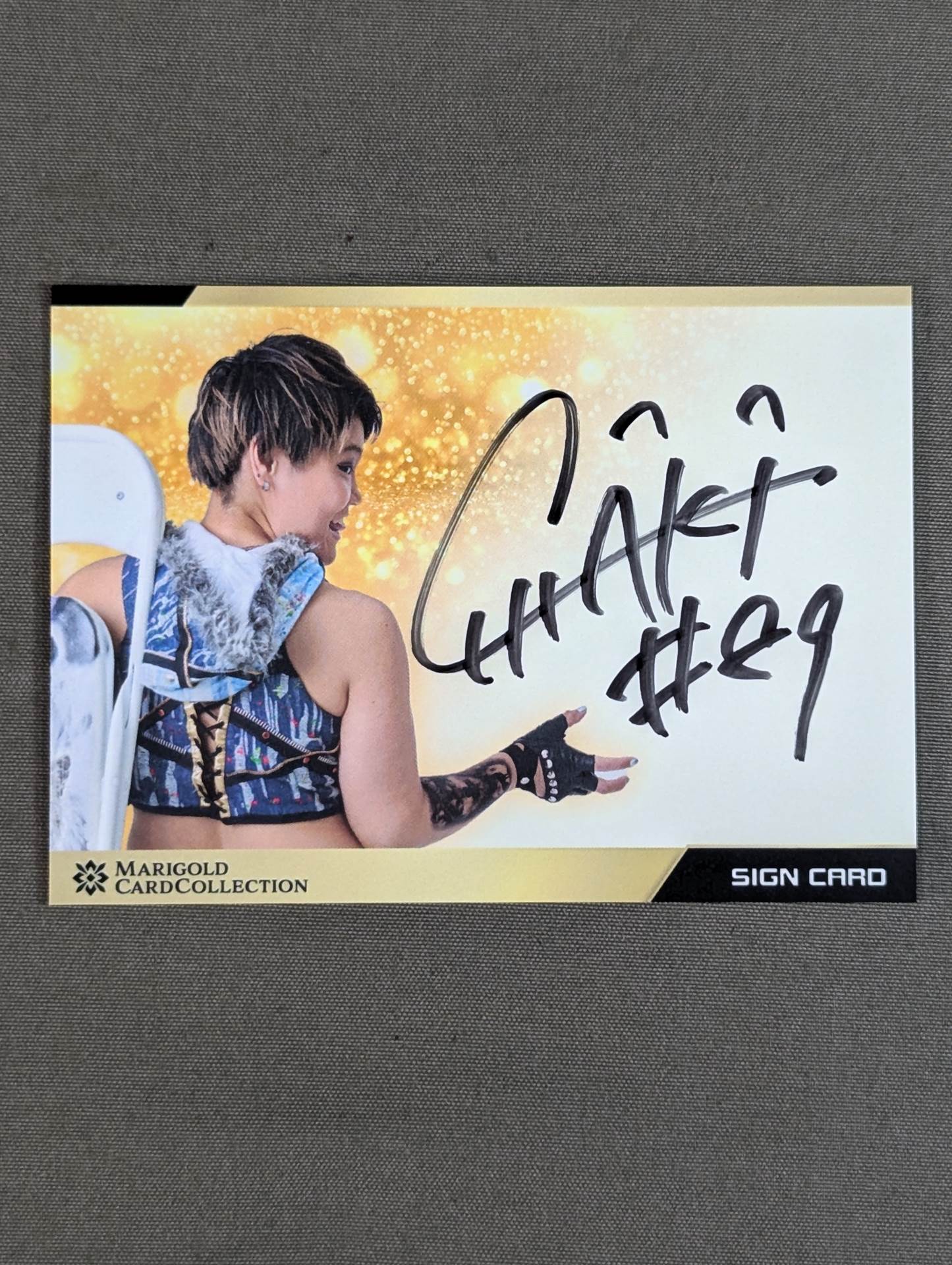 2025 MARIGOLD CARD COLLECTION CHIAKI official autographed card