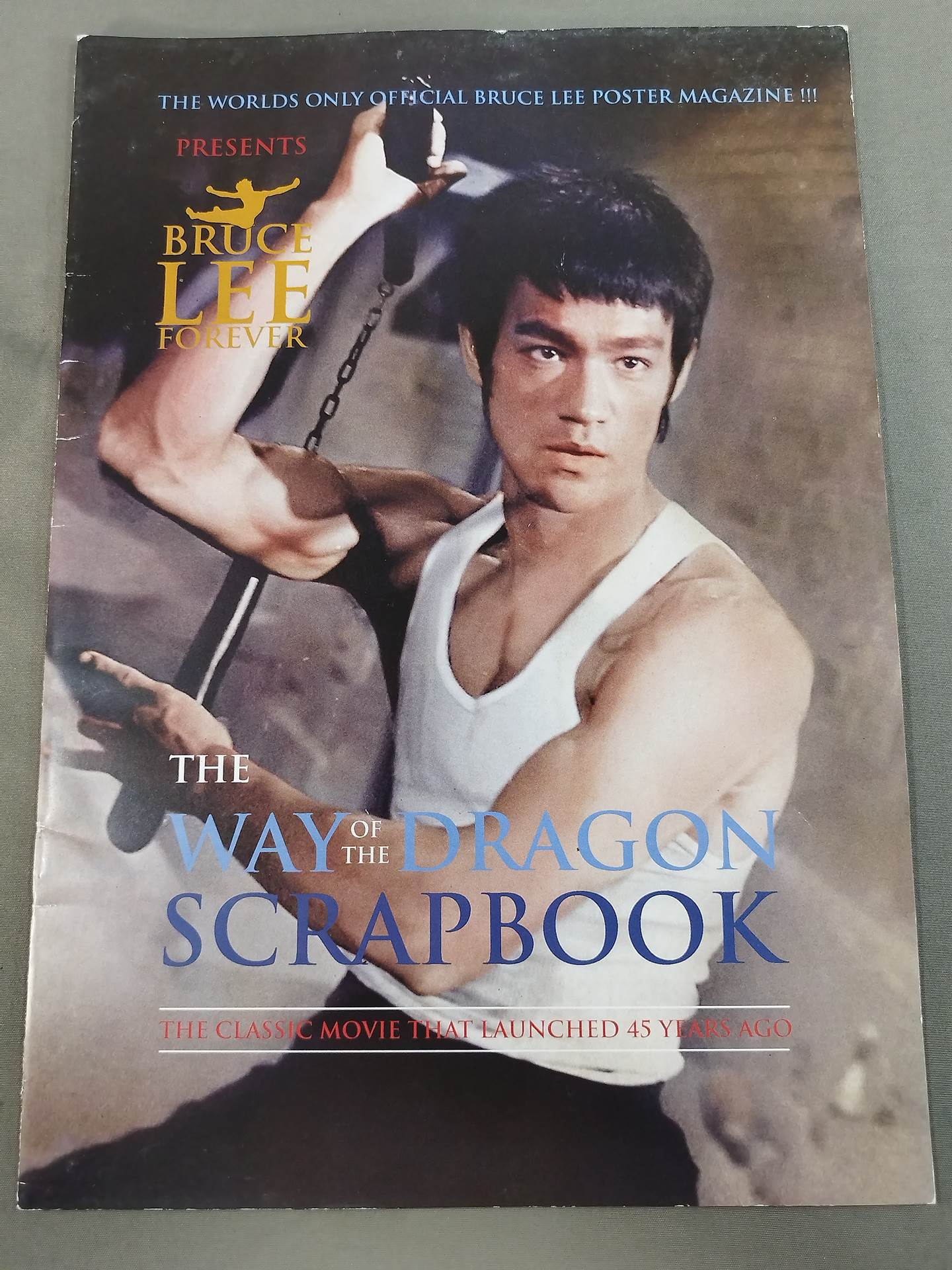 BRUCE LEE FOREVER：THE WAY OF THE DRAGON SCRAPBOOK – 闘道館