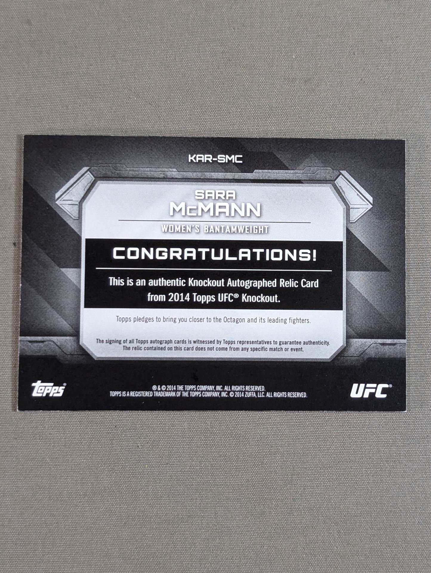 2014 UFC topps サラ・マクマン 公式サイン&レリックカード
