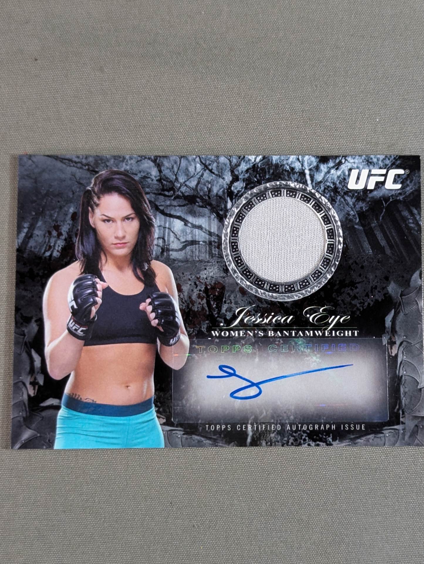 2014 UFC topps ジェシカ・アイ 公式サイン&レリックカード
