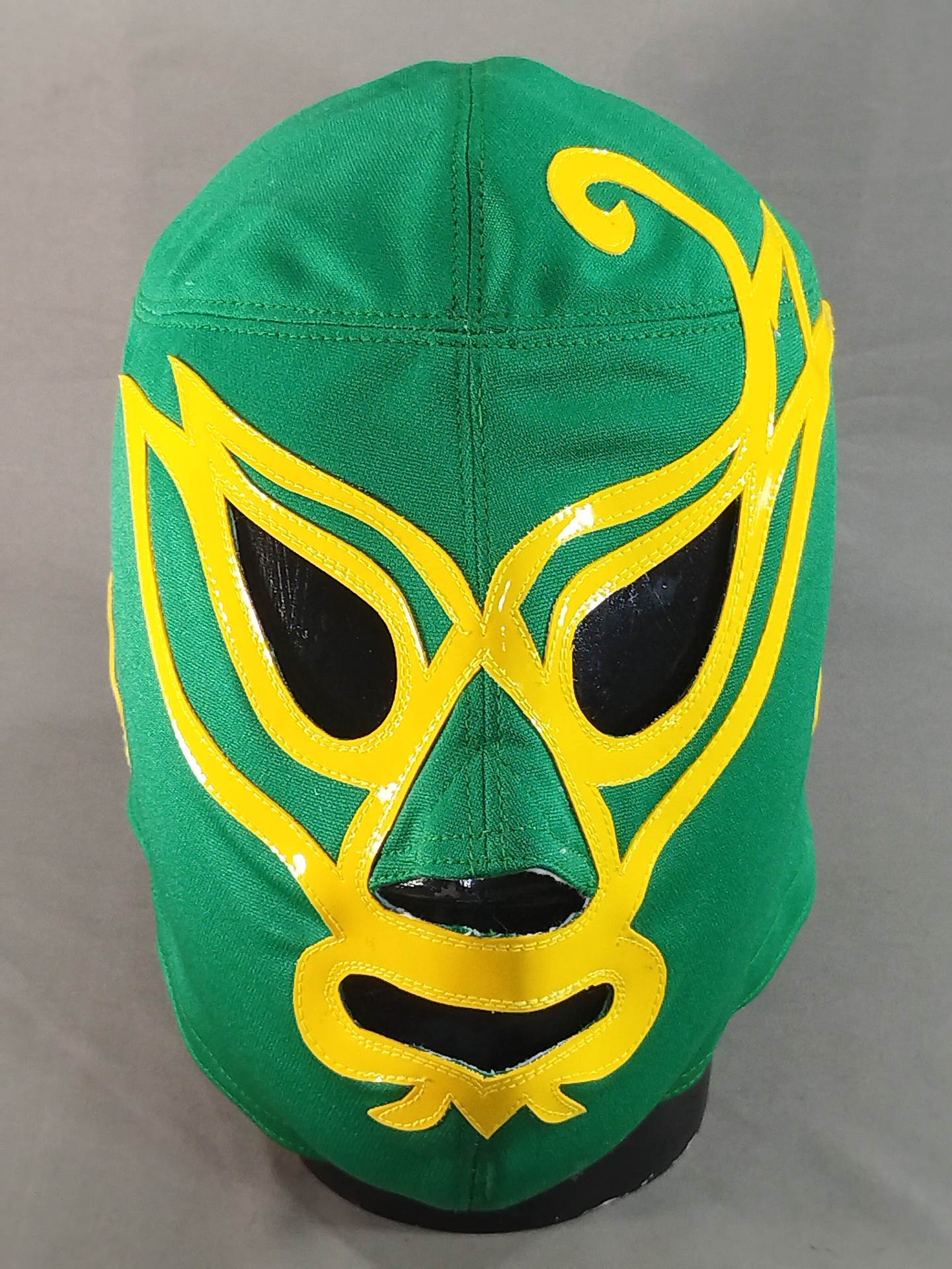 Mil Mascaras