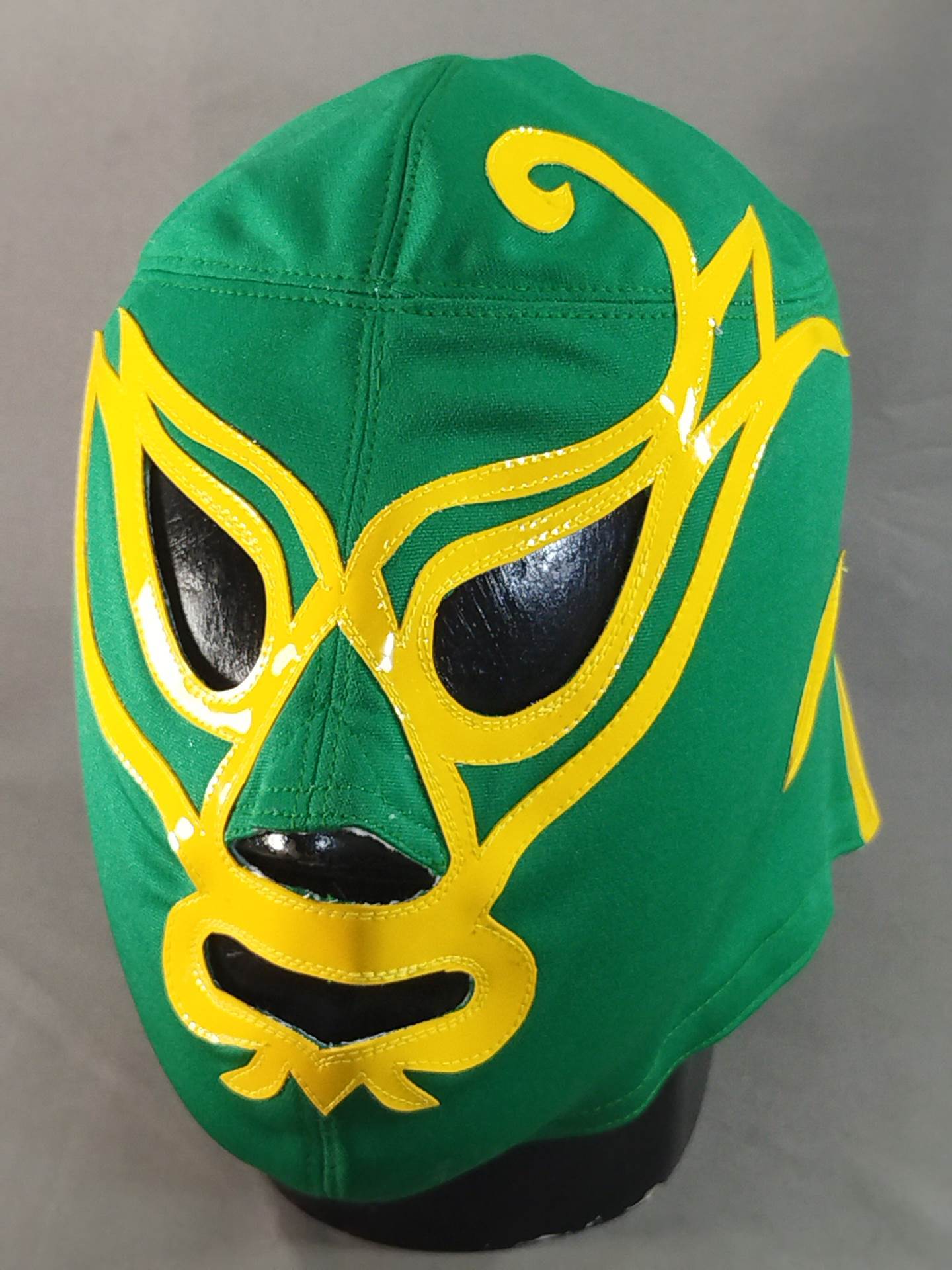 Mil Mascaras