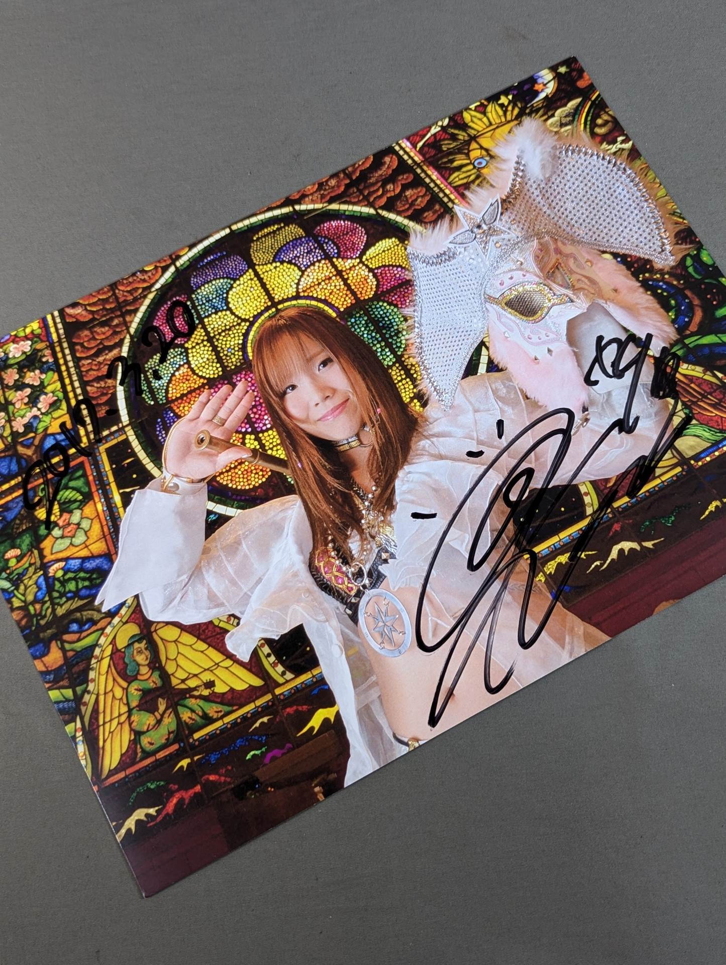 Kairi Hojo hand signed autograph Pro-Photo (A-2)