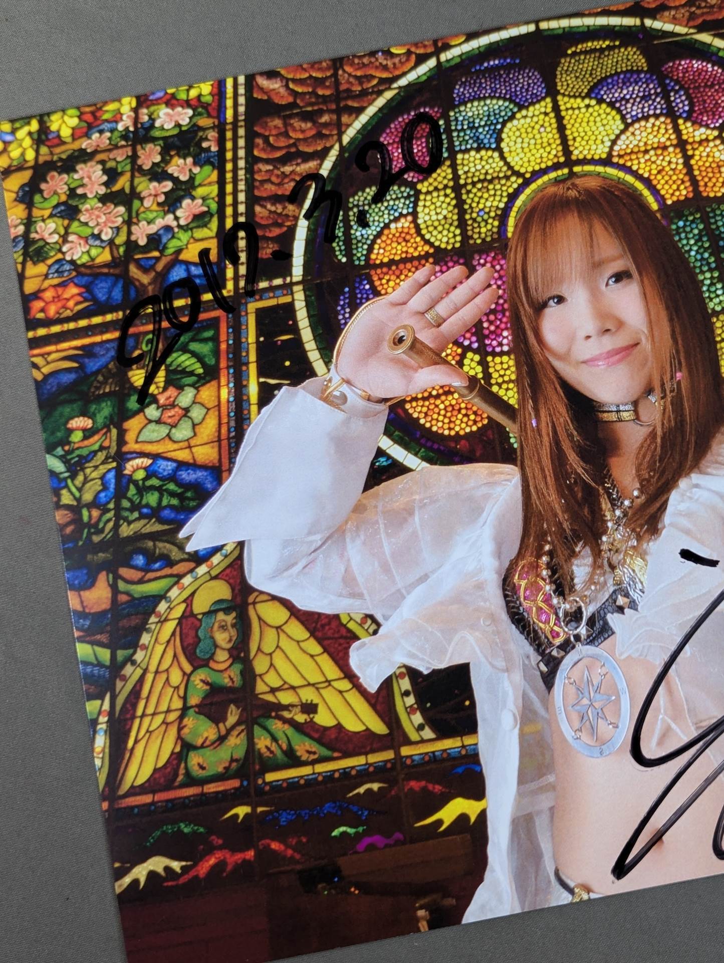 Kairi Hojo hand signed autograph Pro-Photo (A-2)