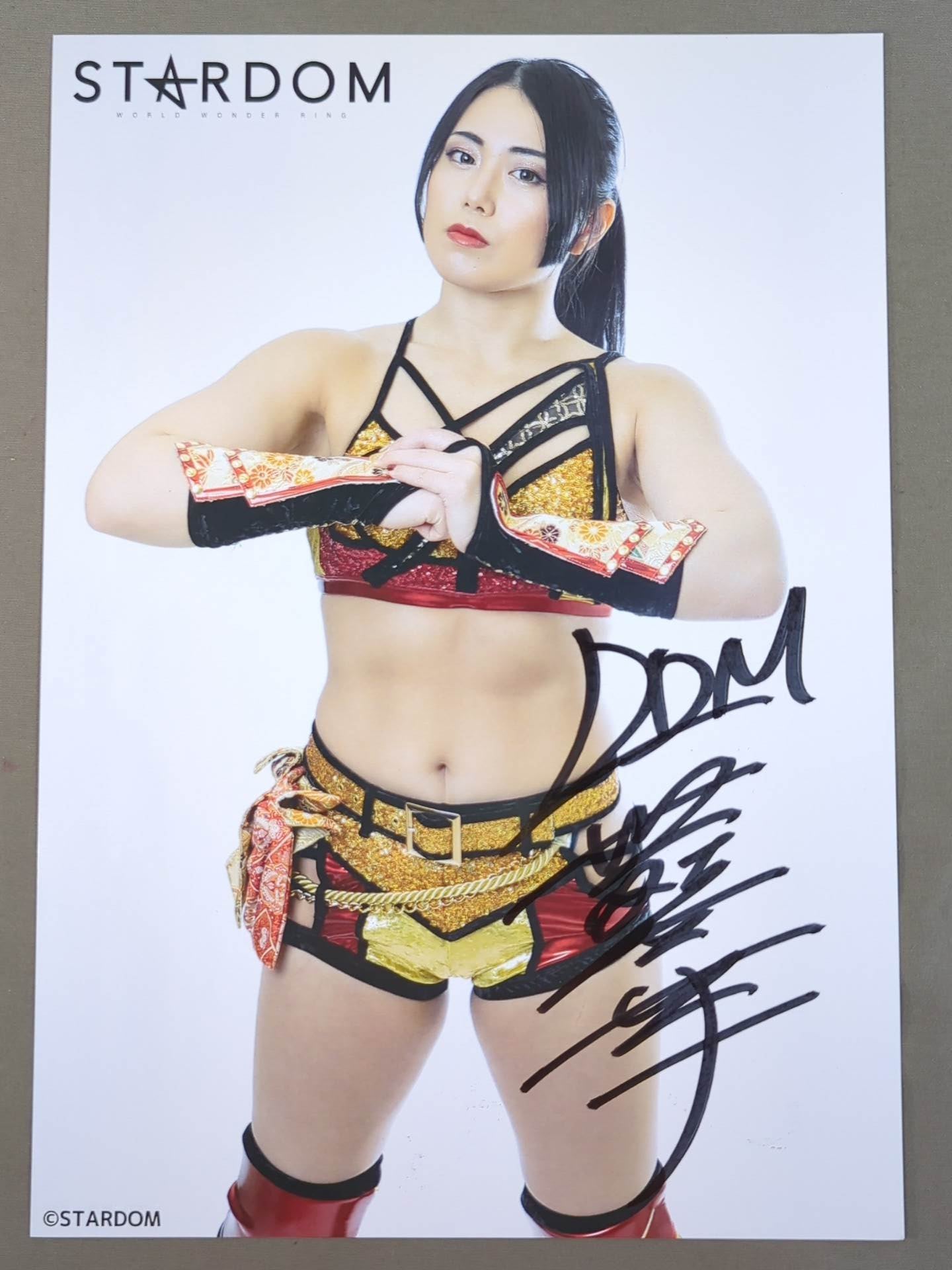Maika hand signed autograph Starda Pro-Photo (P-4)