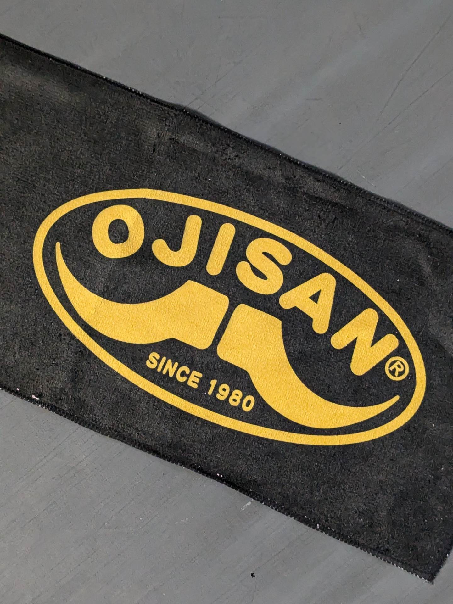 ★OJISAN SPORTS製★ スーパー・ストロング・マシン マフラータオル