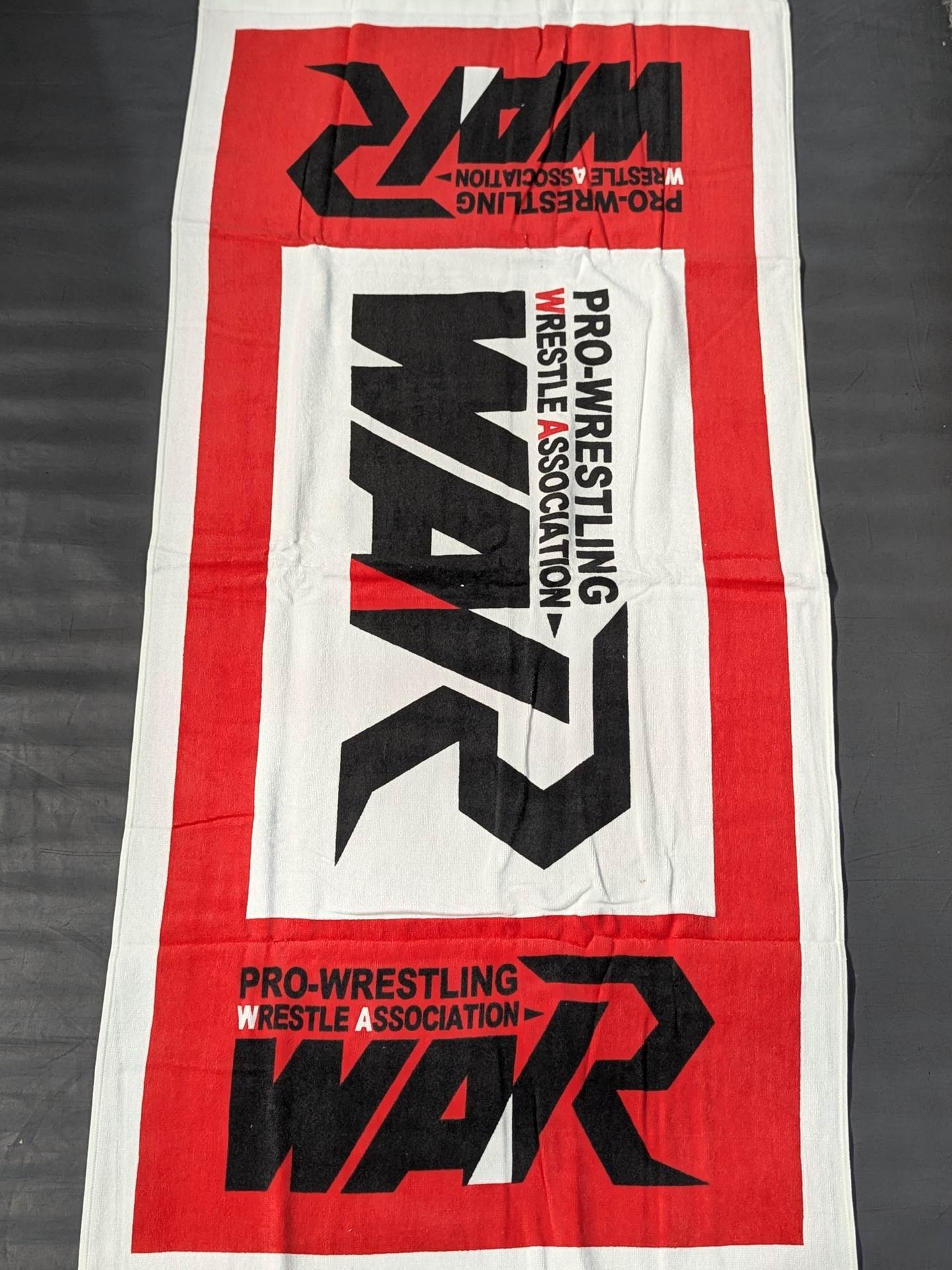 WAR バスタオル①