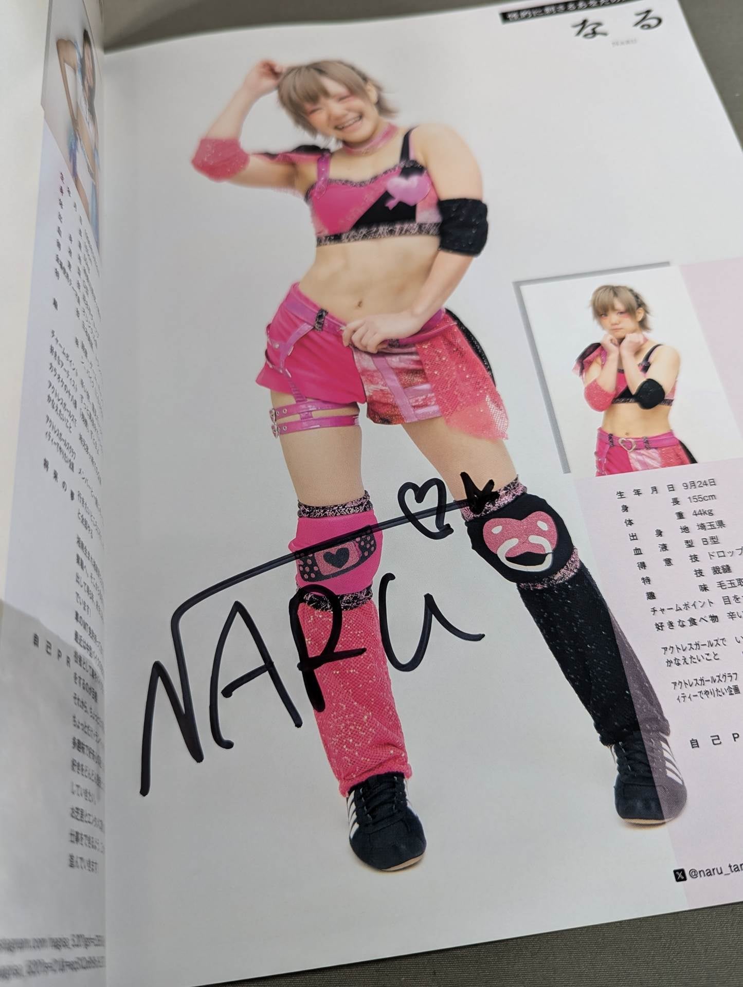 [5 fighters hand signed autograph Actress Girls Directory 2025