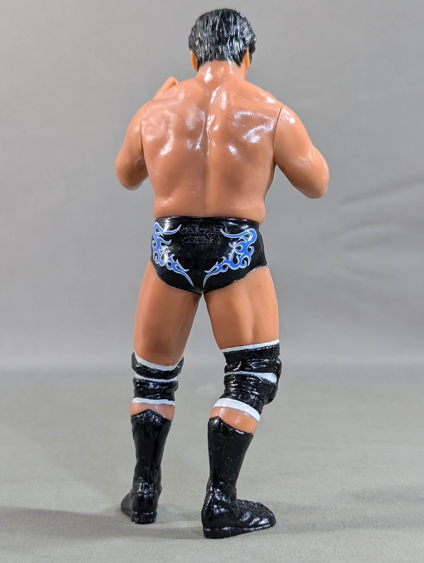 Kenta Kobashi (Black Pants, Beard, Fighting Pose)