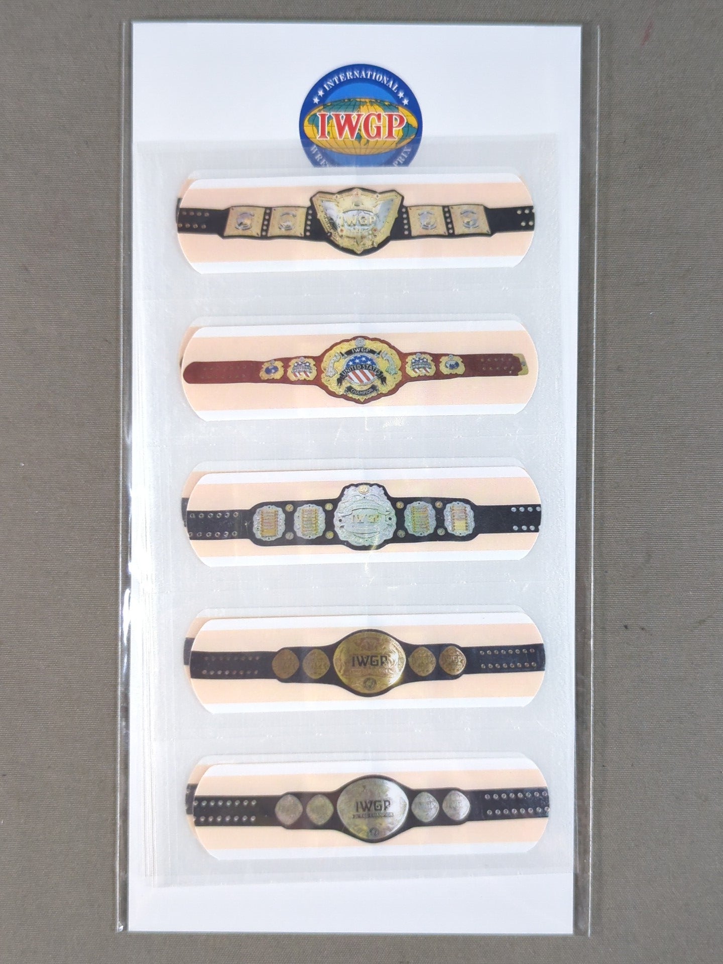 ★ ★ not sold in stores New Japan Pro Wrestling Champion Belt Plaster