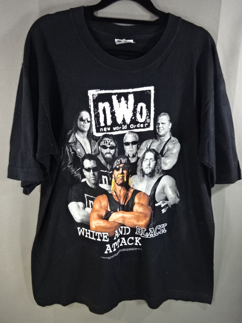 極美品 VINTAGE ヴィンテージ 90s nWo New World Order WHITE AND BLACK ATTACK Tシャツ サイズXL 1999年 プロレス 中古 4b004985 極美品 VINTAGE ヴィンテージ 90s nWo New World Order WHITE