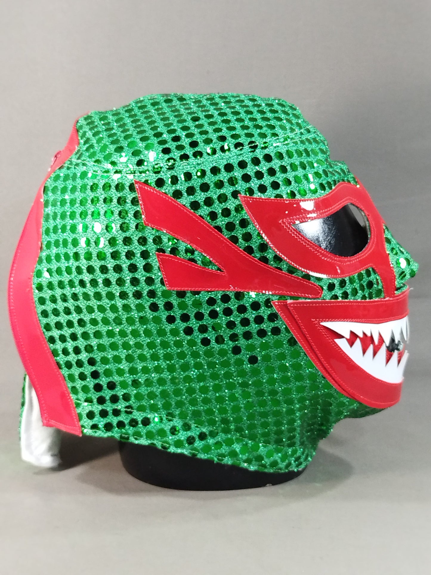 Mil Mascaras
