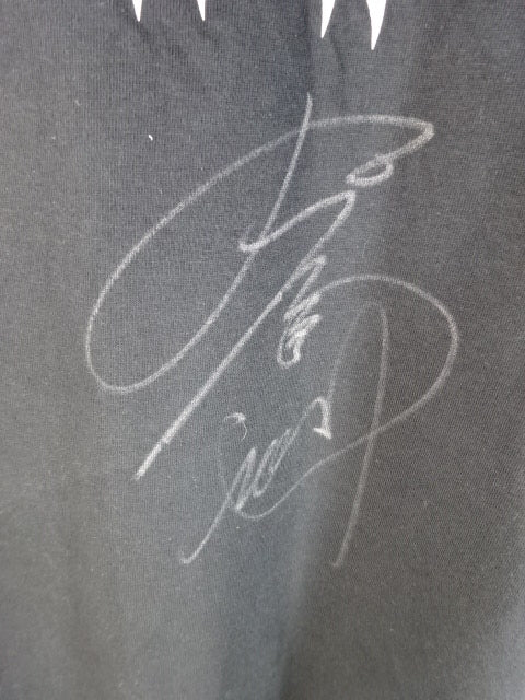 【直筆サイン入り】丸藤正道 エンブレム Tシャツ①(ブラック)