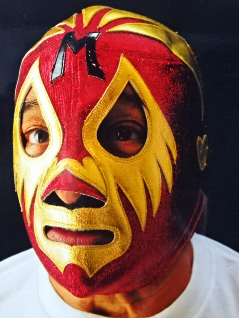 Mil Mascaras