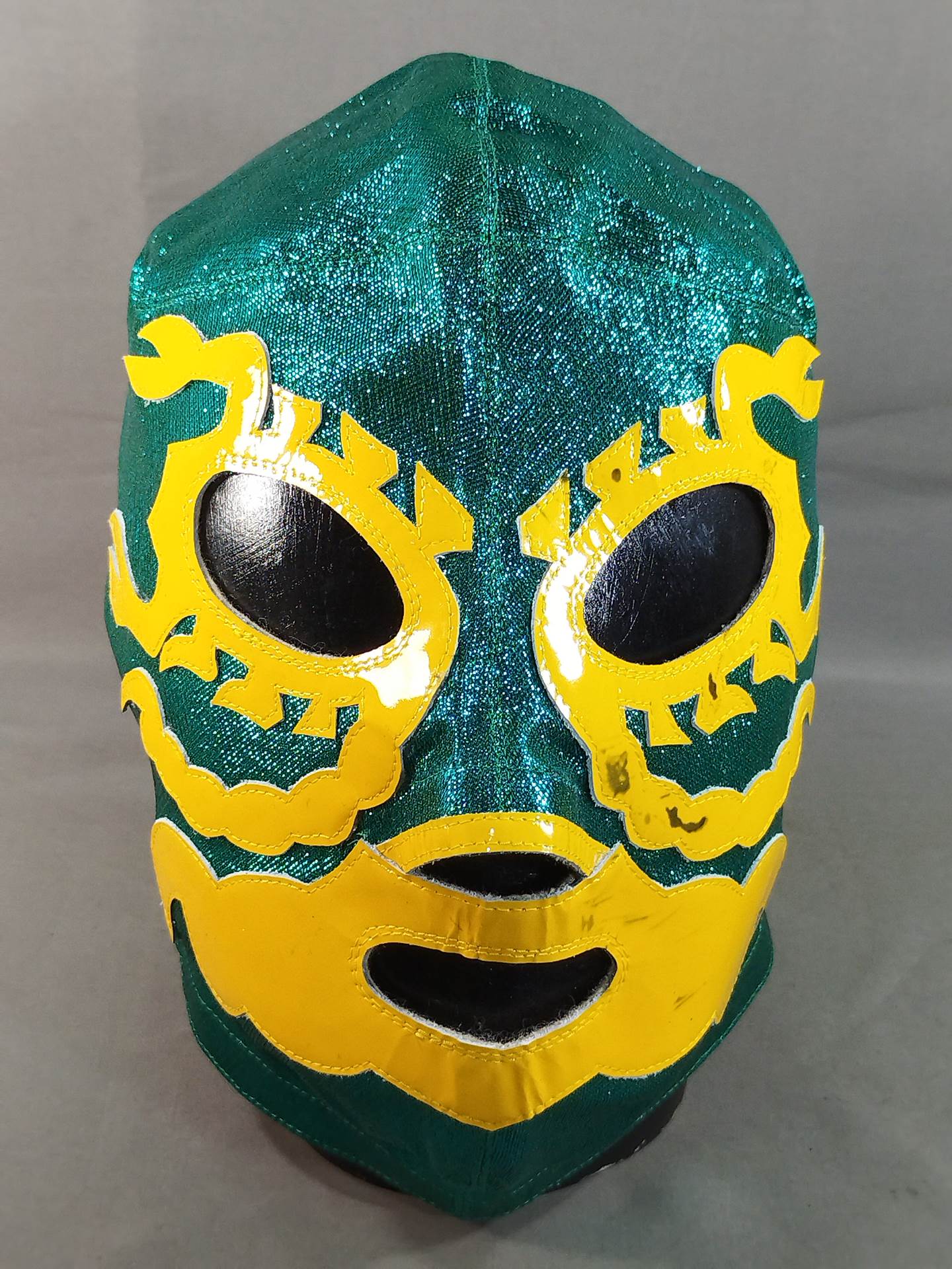 Mil Mascaras