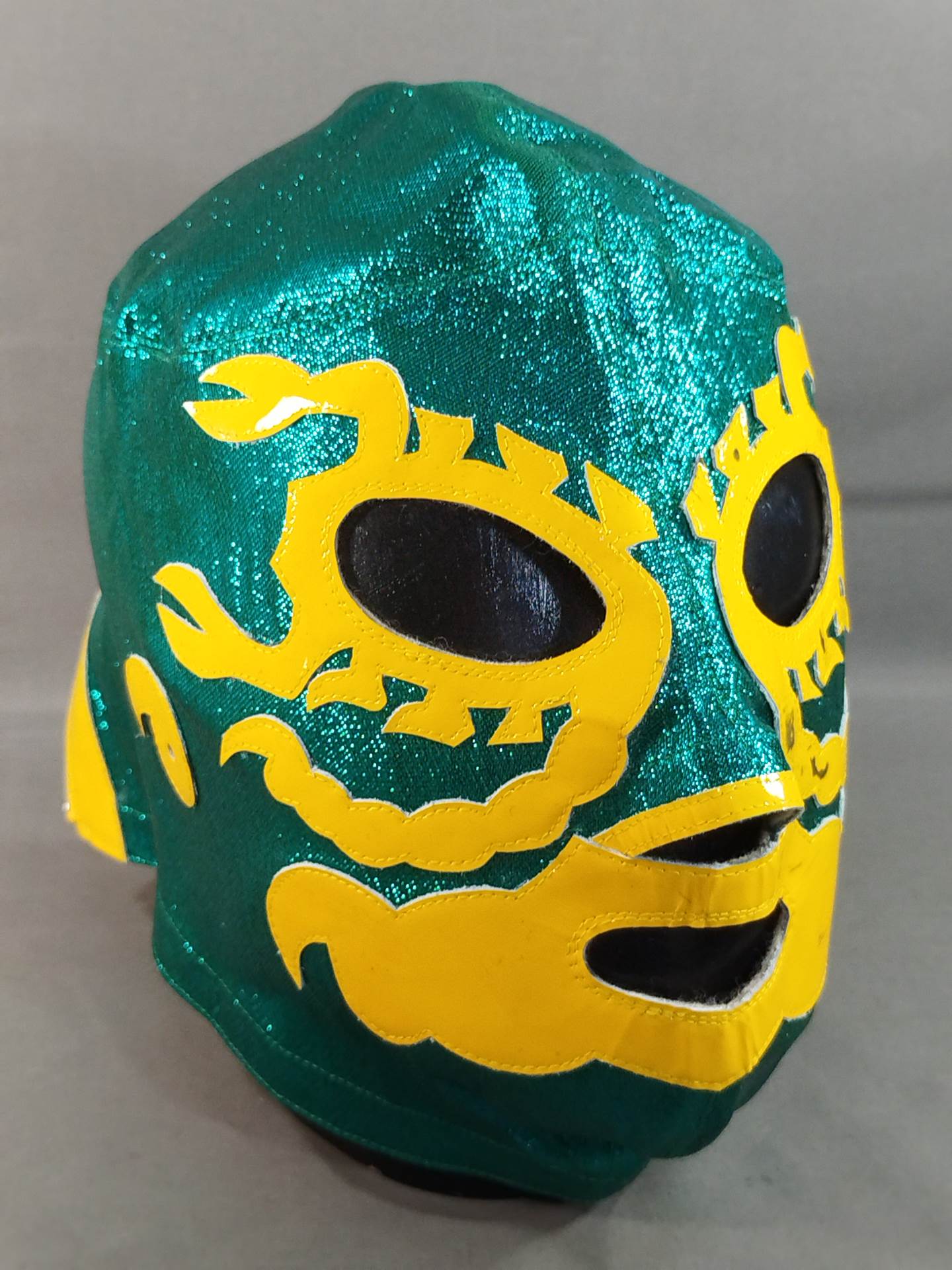 Mil Mascaras