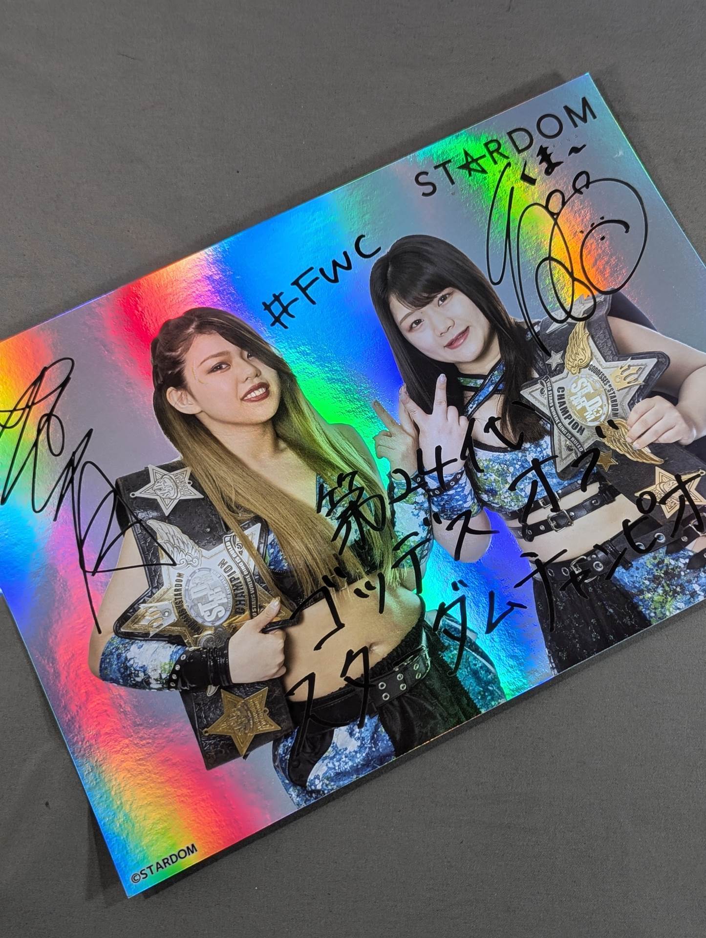 サイン入りポートレート写真 KARA ギュリファンミの時の一等賞です MIRAI 直筆サイン入り スターダムポートレート(B-6) – 闘道館