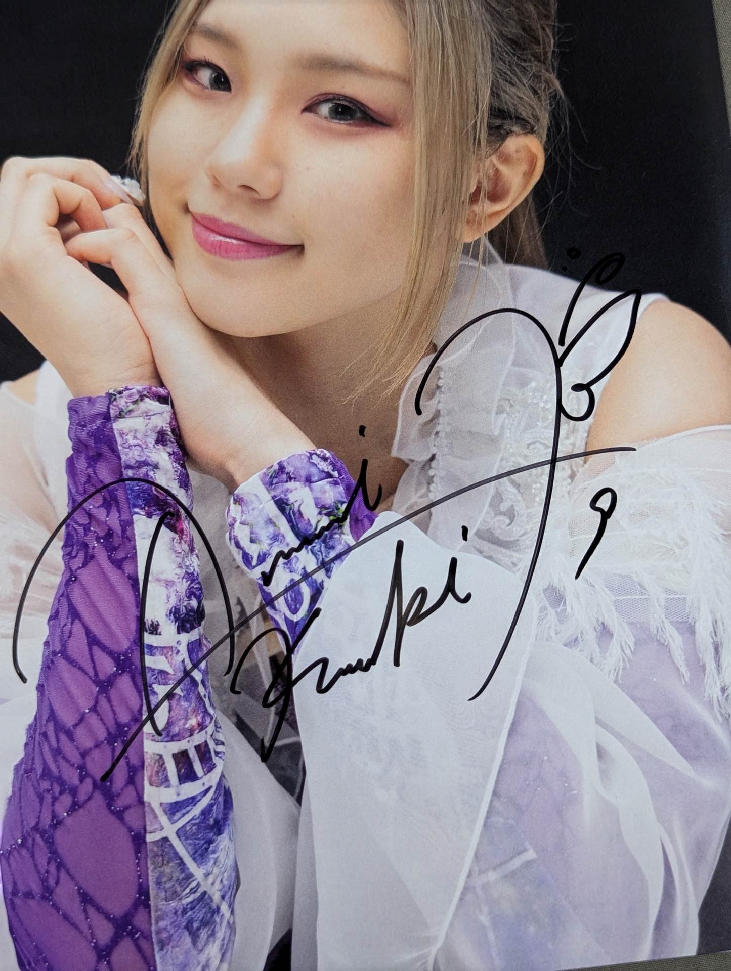 Amarei Kouki hand signed autograph Pro-Photo (A-5)