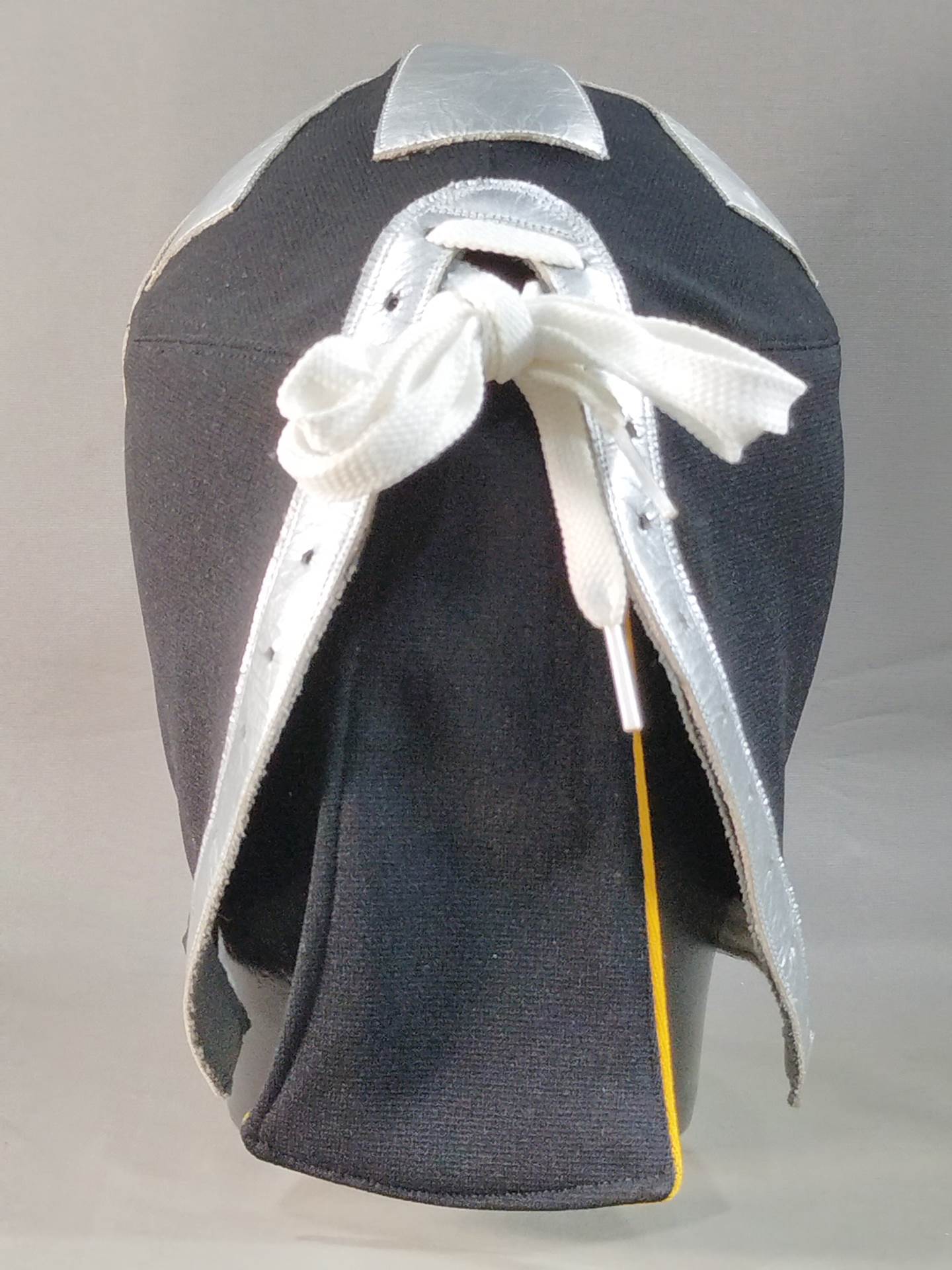 Mil Mascaras