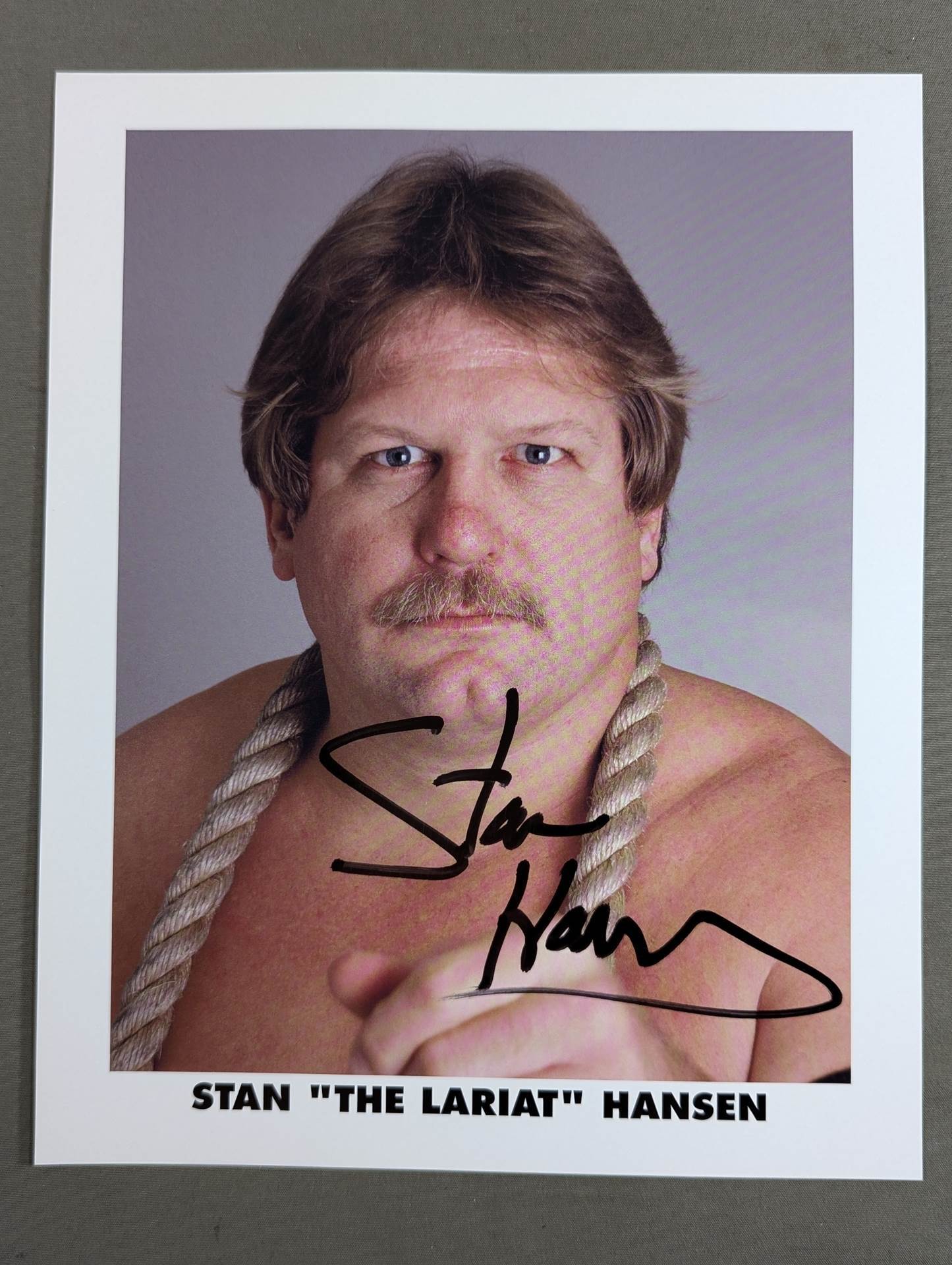 Stan Hansen hand signed autograph Pro-Photo (C-7)